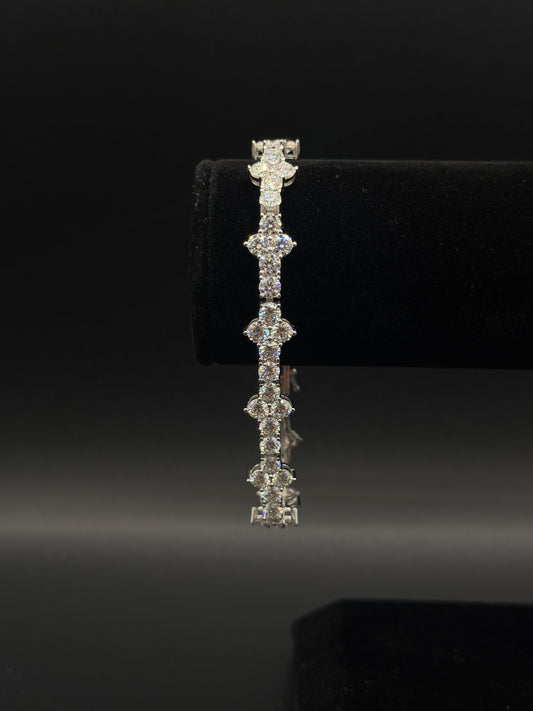 Cross Bracelet 4mm