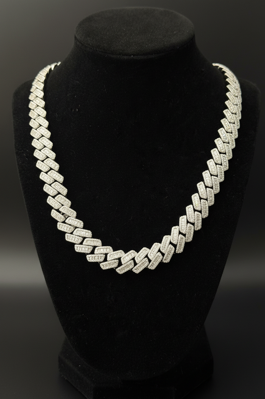 Cuban Chain With Baguettes 15mm