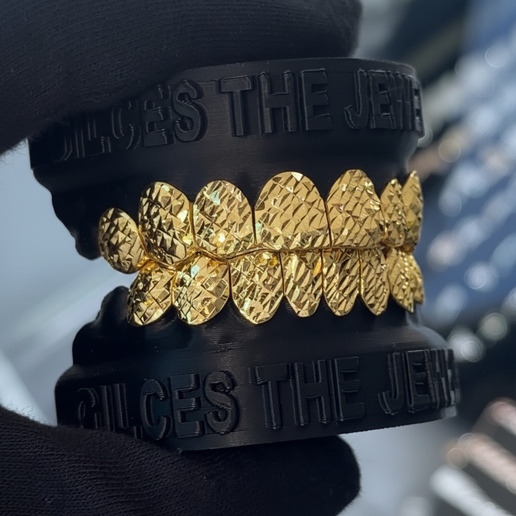 Realistic Yellow Gold Diamond Cut Grillz